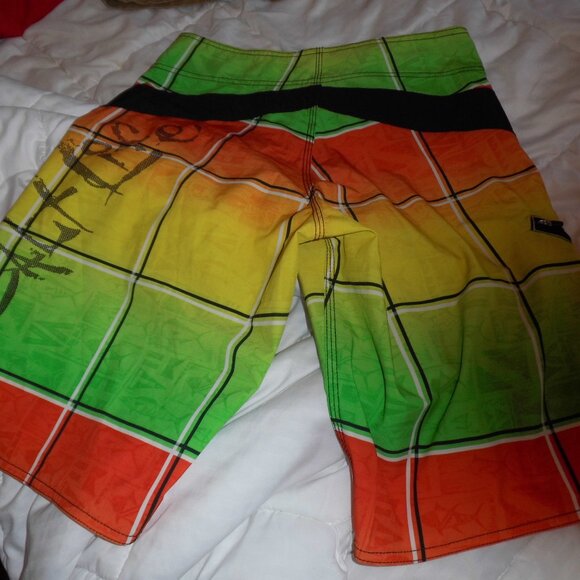 SALT‎ LIFE MENS BOARD SHORTS IN SZ 30 - Picture 7 of 10